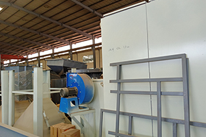 印度尼西亞石膏粉生產(chǎn)線制作完畢，驗(yàn)收合格，收到客戶發(fā)貨通知我們就可以定柜發(fā)貨了。